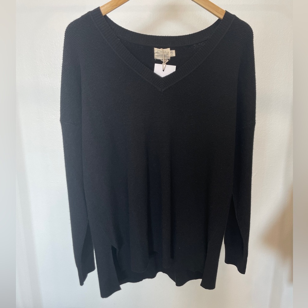 Dreamers By Debut Black V Neck Knit Sweater Womens M/L Relaxed Fit Drop Shoulder